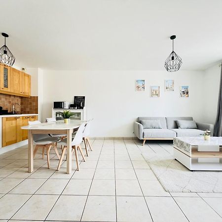 Appartement Coquelicot 25Km Paris Et Disney 珀套特科姆博特 外观 照片