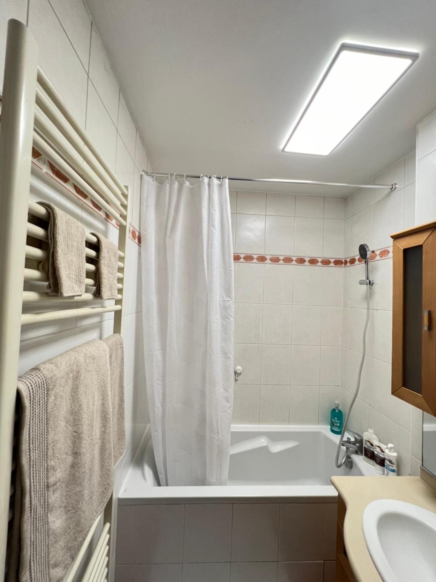 Appartement Coquelicot 25Km Paris Et Disney 珀套特科姆博特 外观 照片